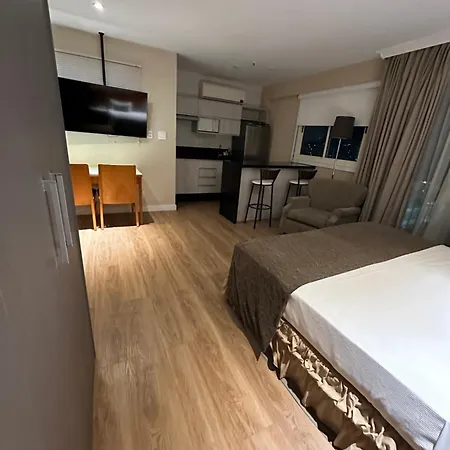 Barra Da Tijuca - 9 - Flat Premium Com Cozinha, Fogao Cooktop, Geladeira Grande, Smart Tv Grande, Lindo E Muitissimo Confortavel, Balsa Para A Praia Gratis E Estacionamento Gratuito Rio de Janeiro Exterior photo