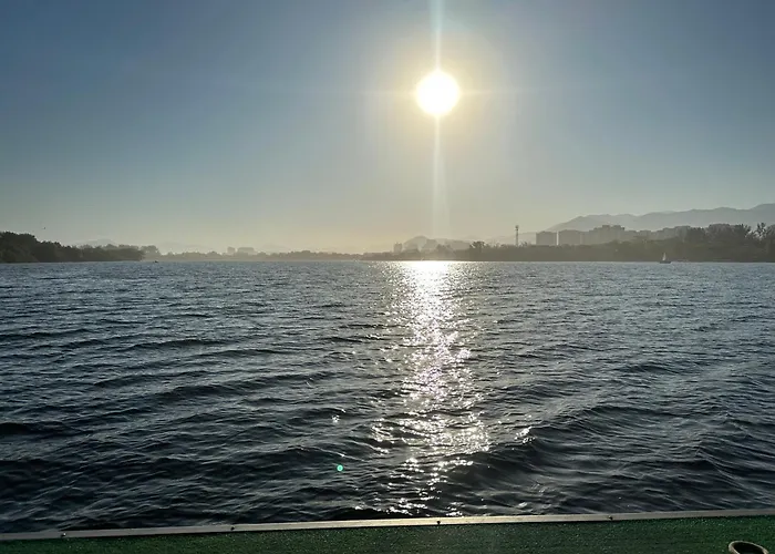Barra Da Tijuca - 9 - Flat Premium Com Cozinha, Fogao Cooktop, Geladeira Grande, Smart Tv Grande, Lindo E Muitissimo Confortavel, Balsa Para A Praia Gratis E Estacionamento Gratuito