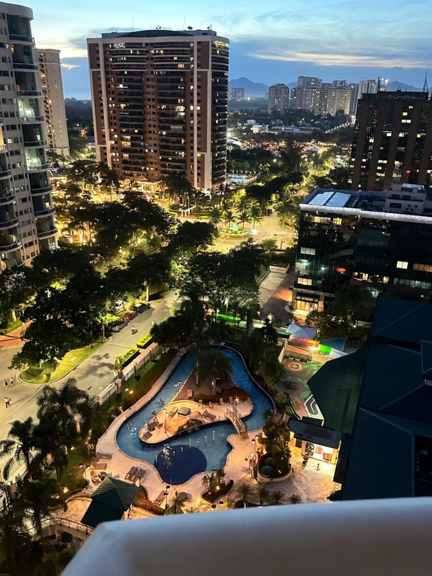 Barra Da Tijuca - 9 - Flat Premium Com Cozinha, Fogao Cooktop, Geladeira Grande, Smart Tv Grande, Lindo E Muitissimo Confortavel, Balsa A Gratis E Estacionamento Gratuito Apartment